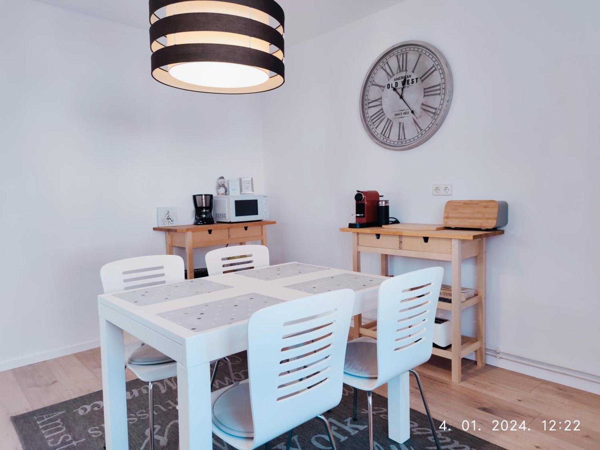 Lumani Apartment Zagreb With Free Parking מראה חיצוני תמונה