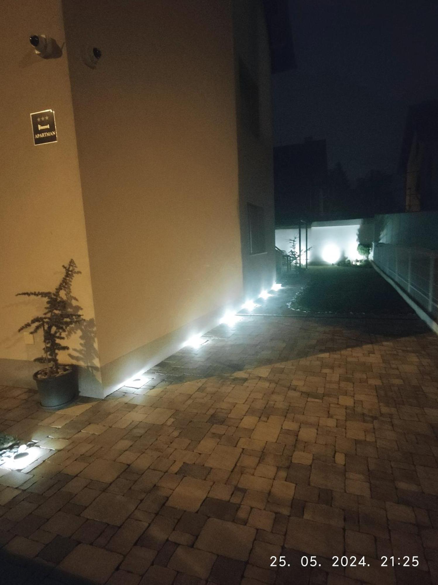 Lumani Apartment Zagreb With Free Parking מראה חיצוני תמונה
